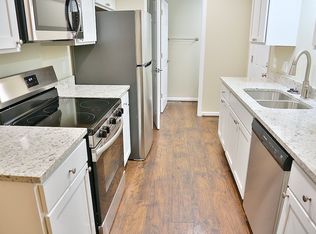 Cambria Heights Apartments and Townhomes, East Lansing, MI 48823