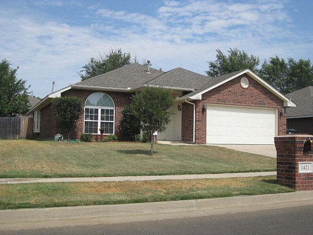 1st image of 1421 Teakwood Dr