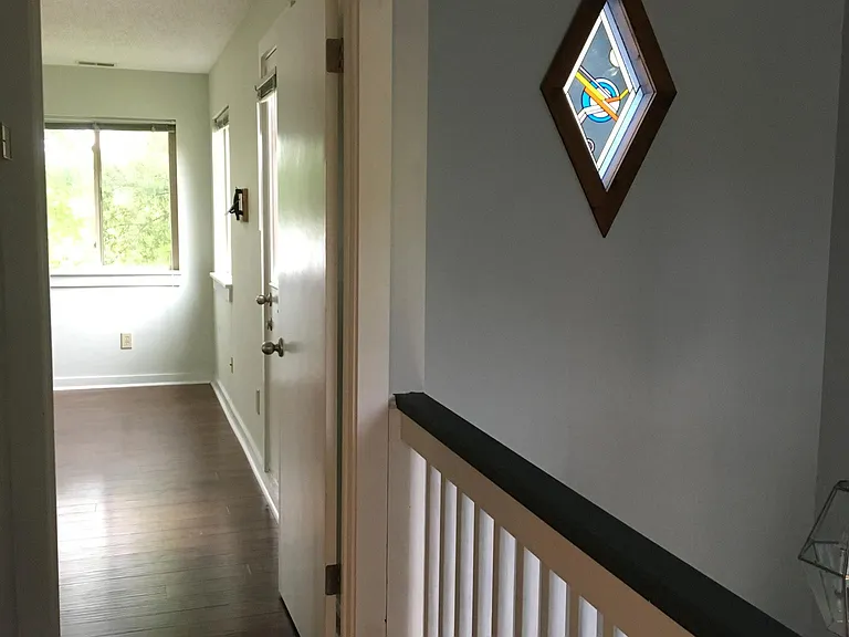 7301 Glenroie Ave — Photo 4