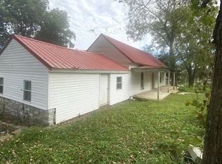 203 Church St, Petersburg, TN 37144