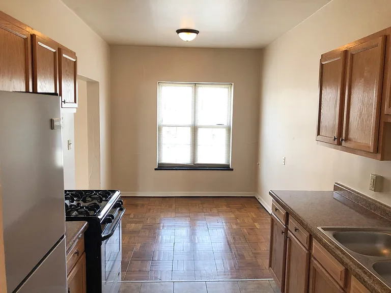 The Bauer Apartments — Photo 51
