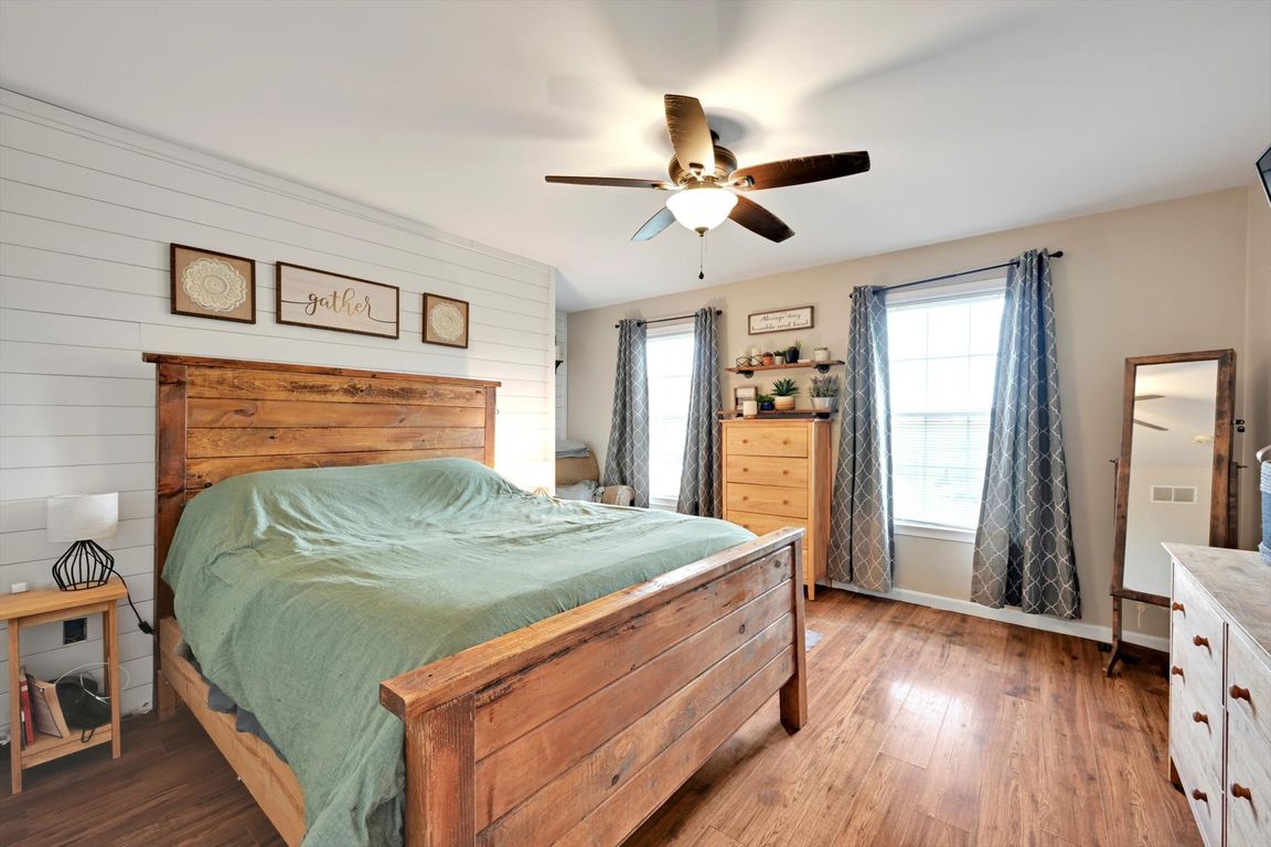 18-Bedroom