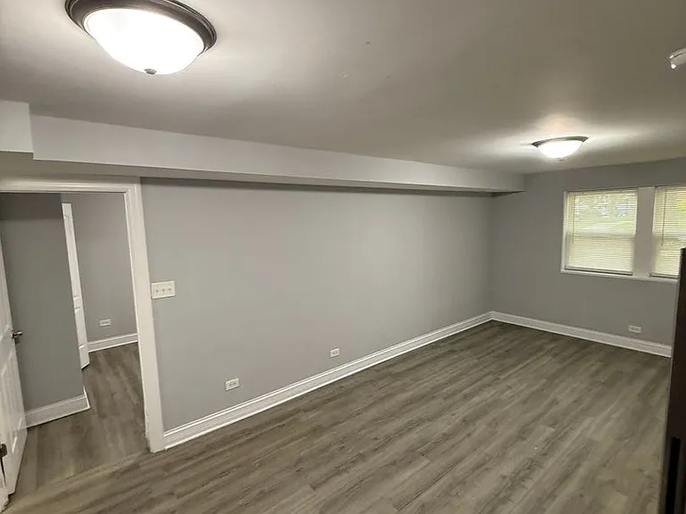 Great Two bed, One bath apartment in Cicero! — Photo 13