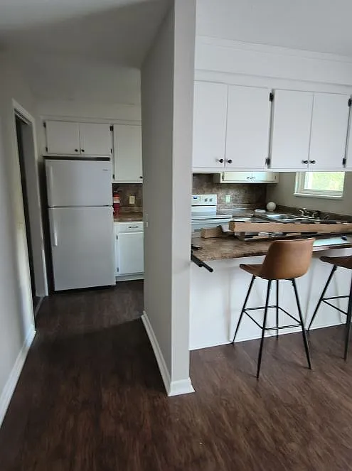 2 bed, 2.5 bath, $1,350 — Photo 3