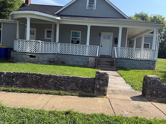 2nd image of 542 Woodford Ave