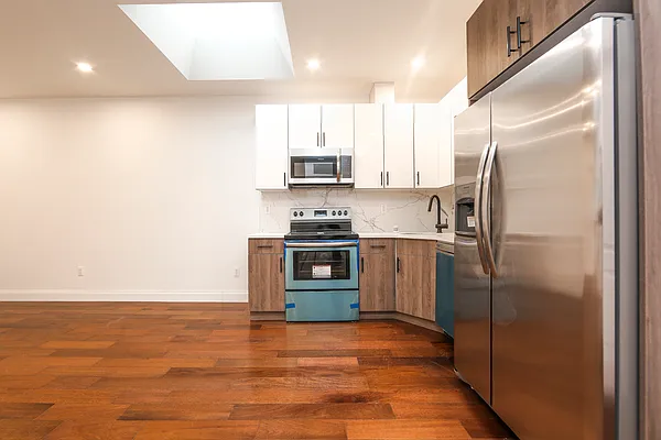 Sold by Keystone Realty USA Corp | media 12
