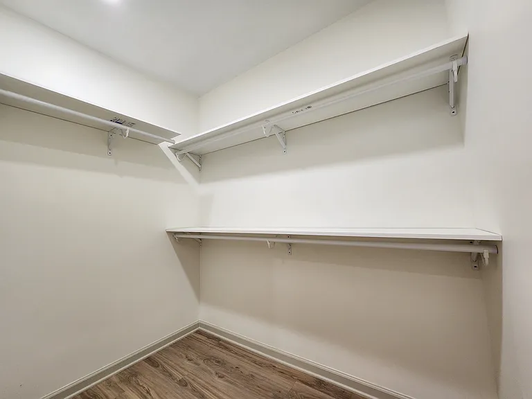 3505 Fairview St SW — Photo 9