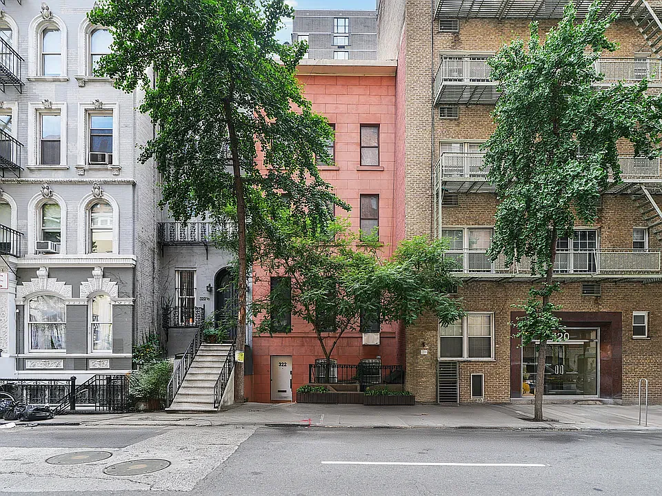 322 E 50th St #1