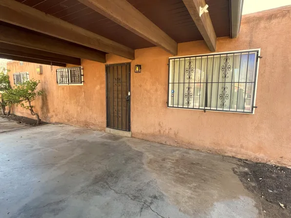 1900 Shari Vista Rd SW, Albuquerque, NM 87105