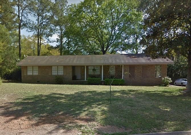 1st image of 2903 Lasalle Dr