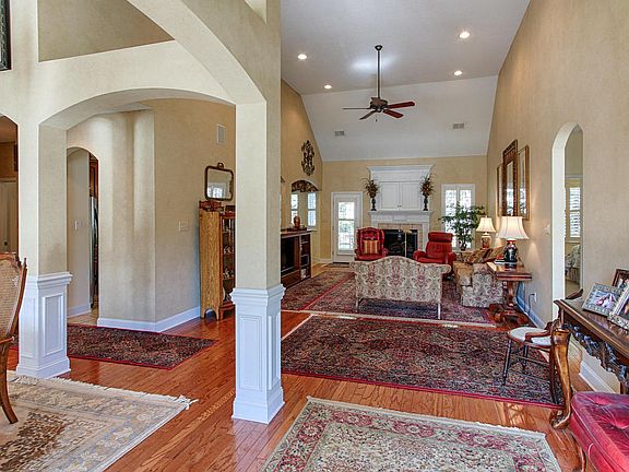 4th image of 10715 Rock Arbor Way