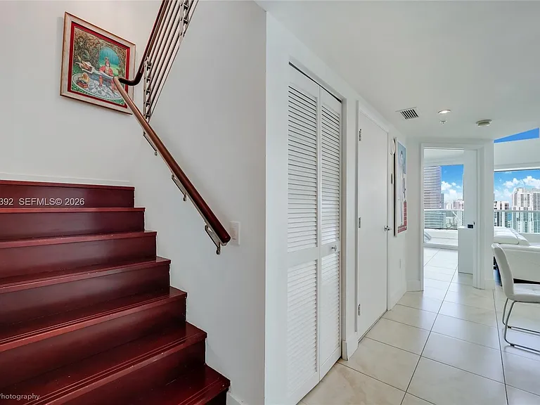 41 SE 5th St #2409 — Photo 7