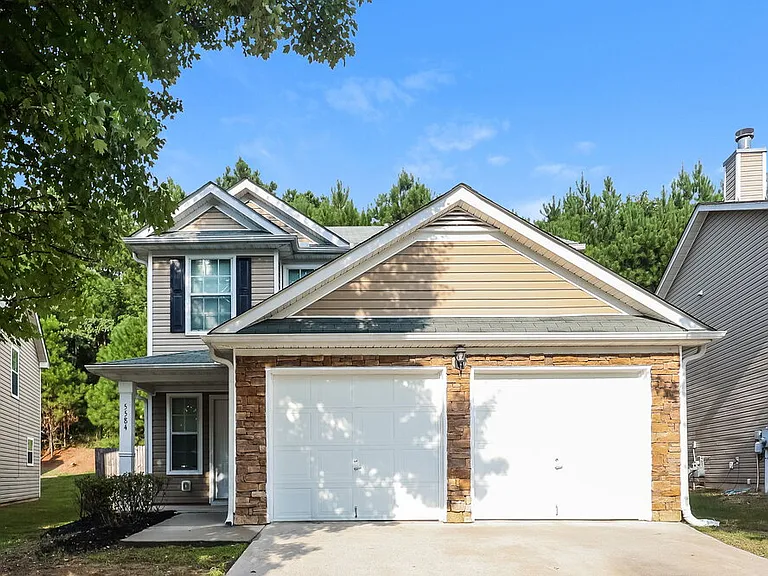 5584 Bluegrass Dr — Photo 1