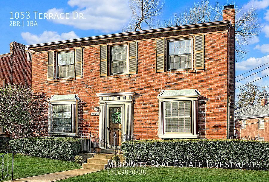1st image of 1053 Terrace Dr