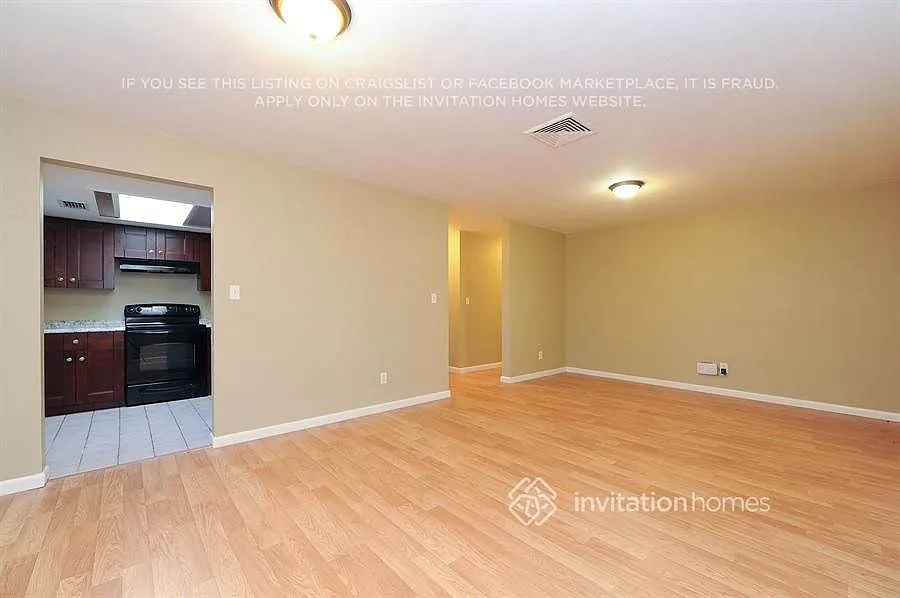 6164 35th Ave N Saint Petersburg, FL 33710 — Photo 4