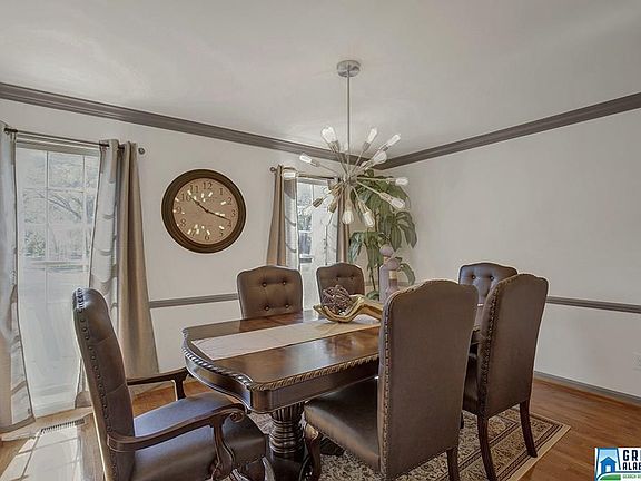 5th image of 1208 Stonehedge Dr