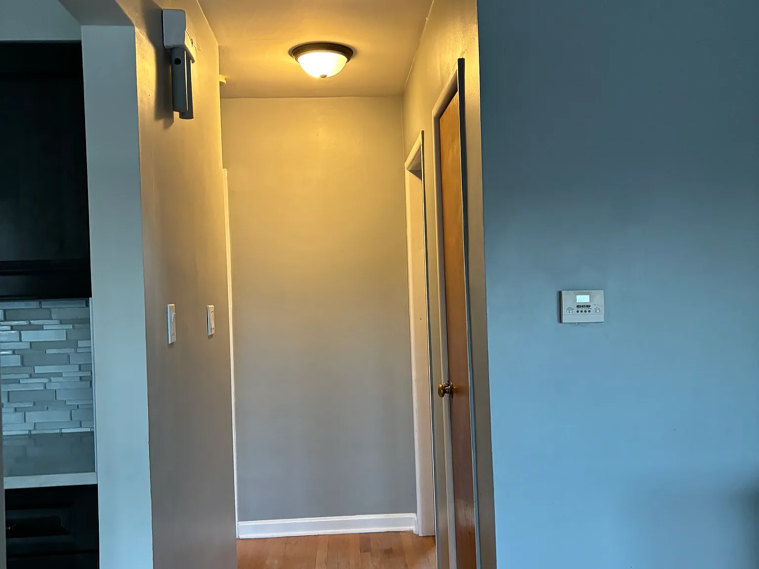 2 bed, 1.5 bath, 1200 sqft, $2,700 — Photo 4