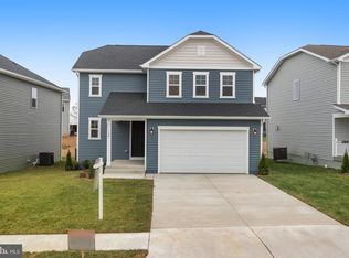 130 7th St, Middletown, VA 22645