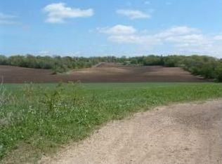 9599 55th Ave NW, Oronoco, MN 55960
