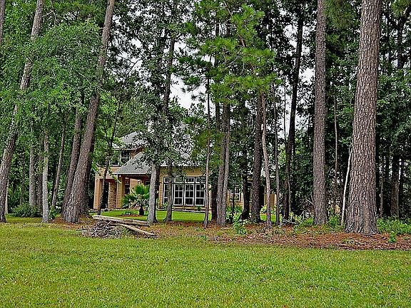 4th image of 9743 Azure Lake Dr