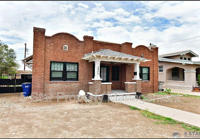 2906 Wheeling Ave — Photo 2