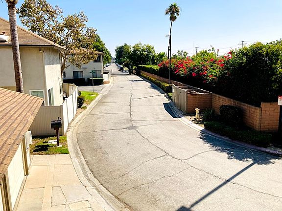 3rd image of 934 Cone Flower Ln #1