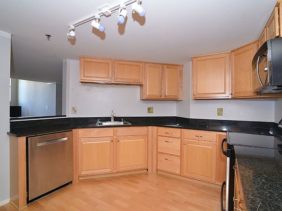 3rd image of 270 E Highland Ave APT 811