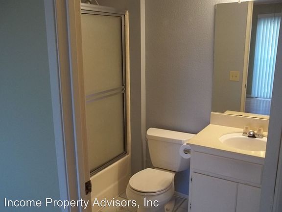 4th image of 3950 60th St Unit 139