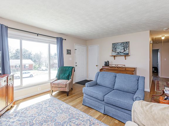 5th image of 3421 Dixiana Dr