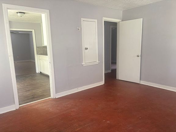5th image of 2829 Comfort St