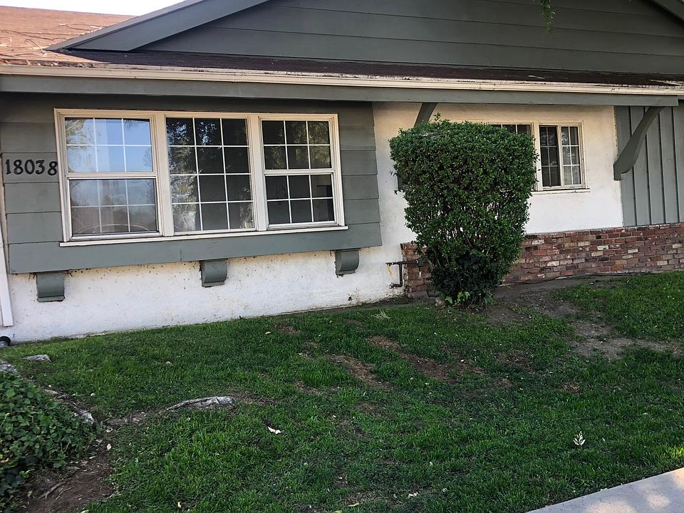 1st image of 18038 Burbank Blvd #1