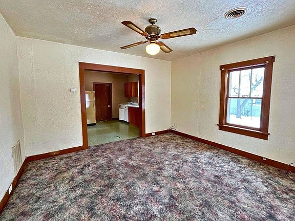 3rd image of 706 SW 6th St