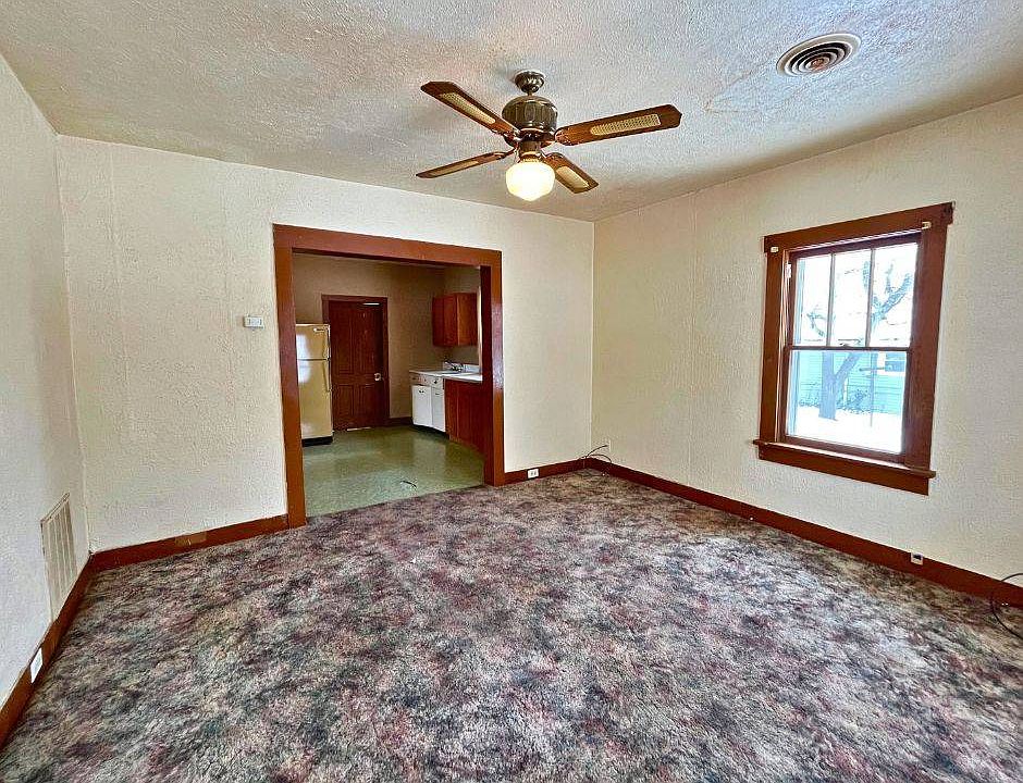 1st image of 706 SW 6th St