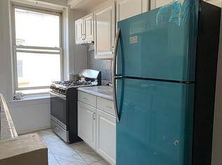 1612 E 2nd St #2B, Brooklyn, NY 11230