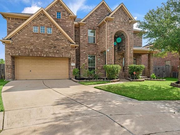 2nd image of 21506 Round Creek Ct