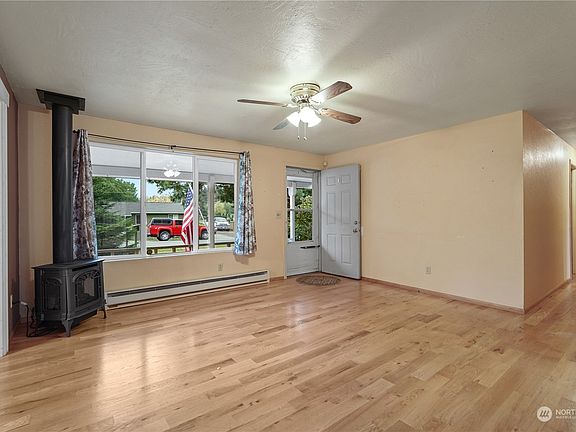 3rd image of 5770 NE Timberland Drive
