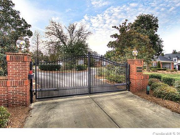2nd image of 3011 Springs Farm Ln