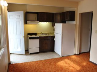 201 Cedar Ave APT 7, Waverly, IA 50677