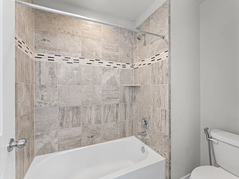 1015 Pink Lily Ln — Photo 20