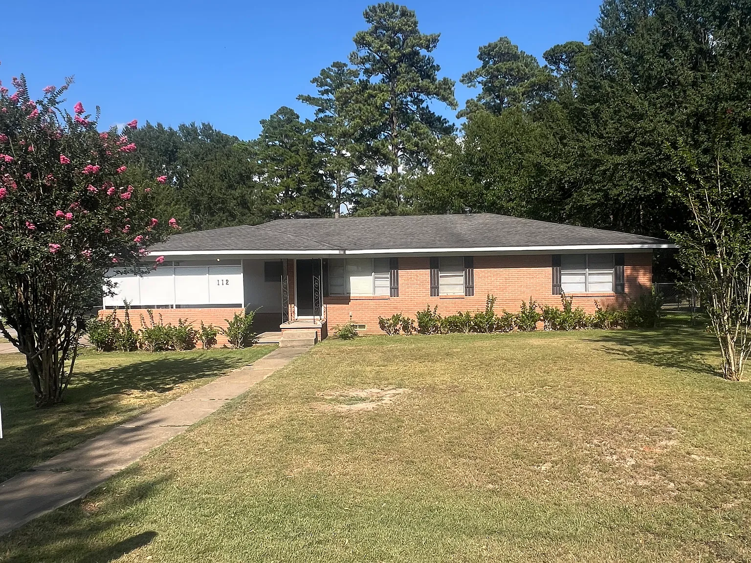 4 bed, 1486 sqft, $2,250 — Photo 1