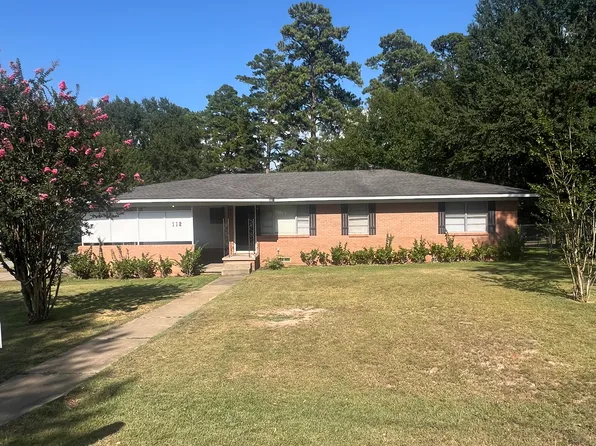 112 N Park St, White Oak, TX 75693