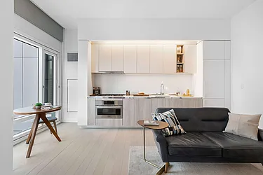 Rented by (Legacy) Elegran