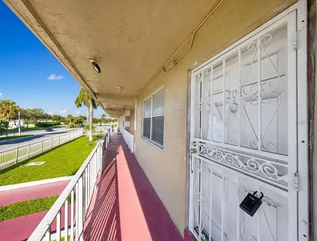 301 NW 177th St #201