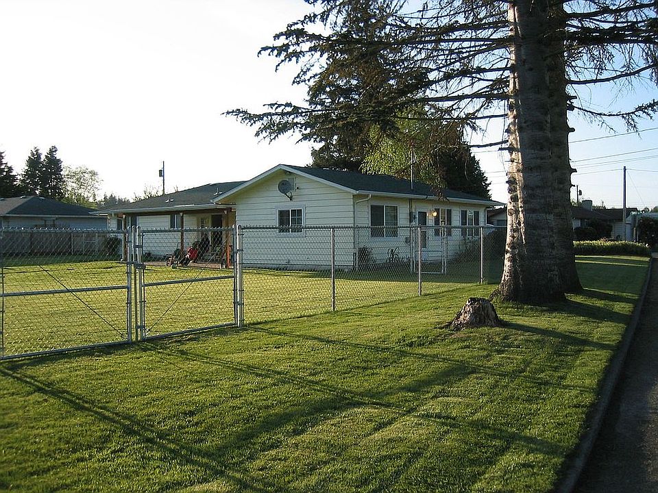 part of the back yard it is bigger
