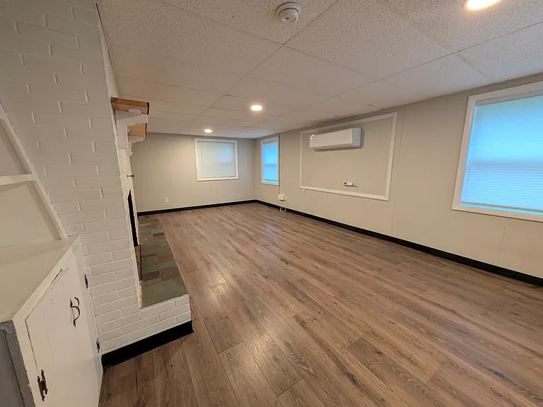 69 Franklin Dr #2 — Photo 5