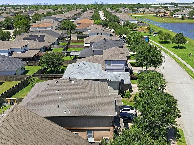 14410 Long Meadow Dr — Photo 38