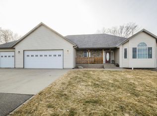 10481 Raven Ct SE, Foley, MN 56329
