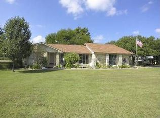 1907 Mockingbird Ln, Leander, TX 78641