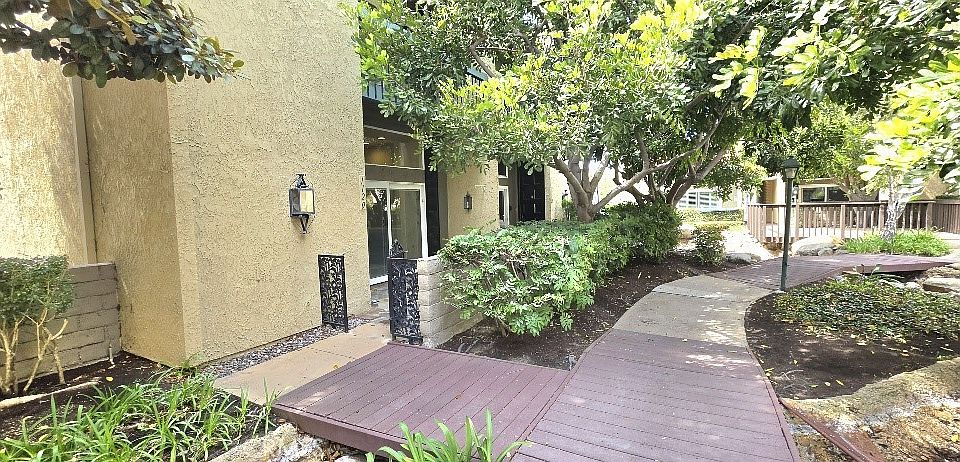 1st image of 1120 Palo Verde Ave