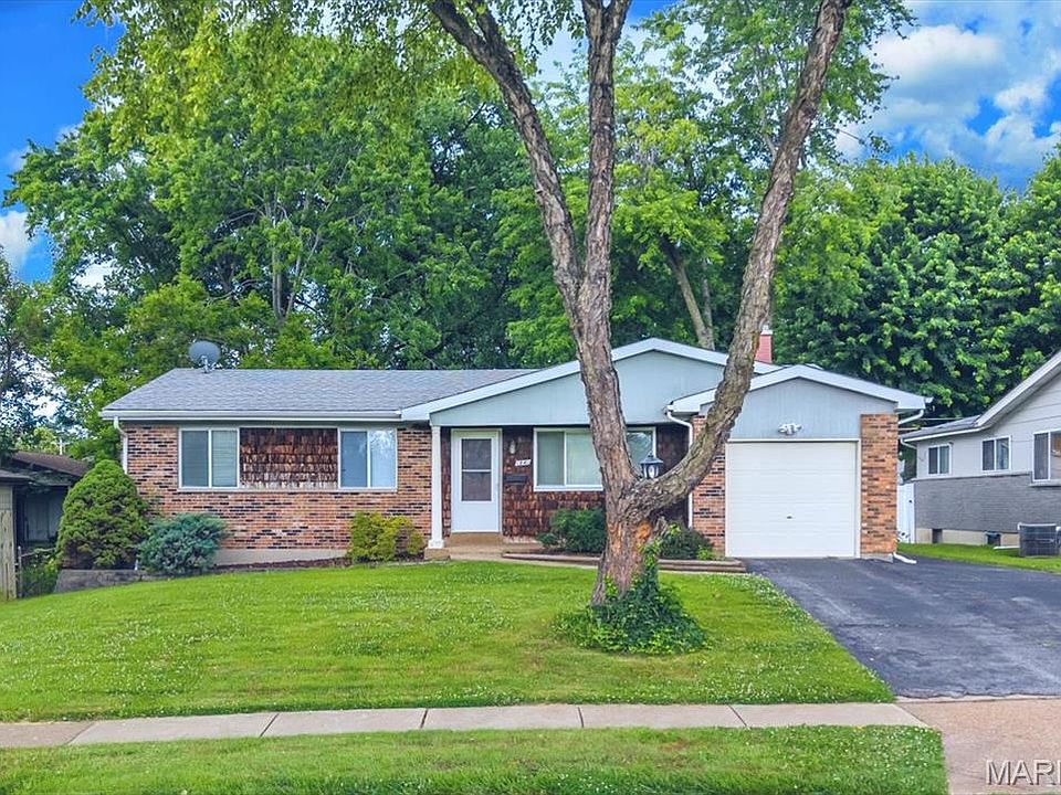 1st image of 1840 Teakwood Manor Dr